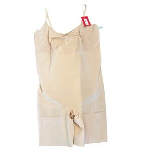 Spanx Mid-Thigh Bodysuit PS7715 Soft Nude Size 3X/3TG NWT